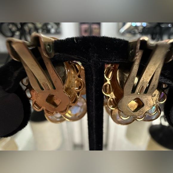 Aurora Borealis Vintage Clip-On Swarovski Crystal Cluster Earrings - Picture 2 of 2